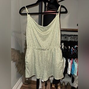 Le Lis Boutique Romper